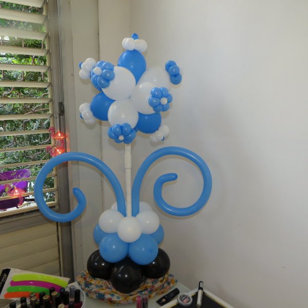 מרכז שולחן בלונים אלגנטי גבוה פרימיום